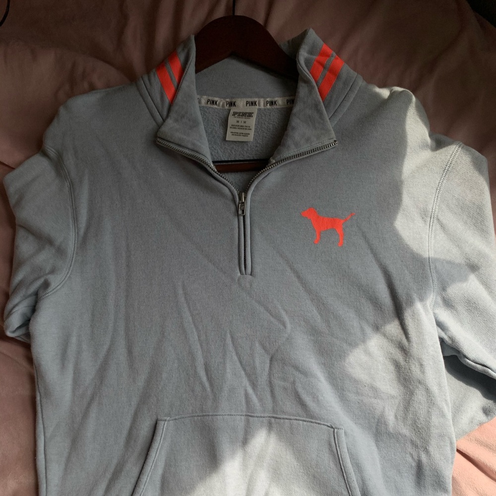 Vs pink pullover